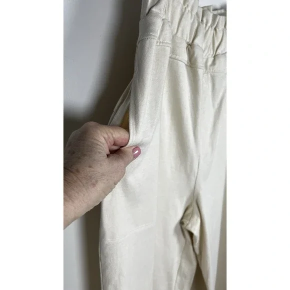 Free People Beach Size M Wide Leg Cream Paloma Slouchy Raw Hem Relax Pants - Picture 5 of 13